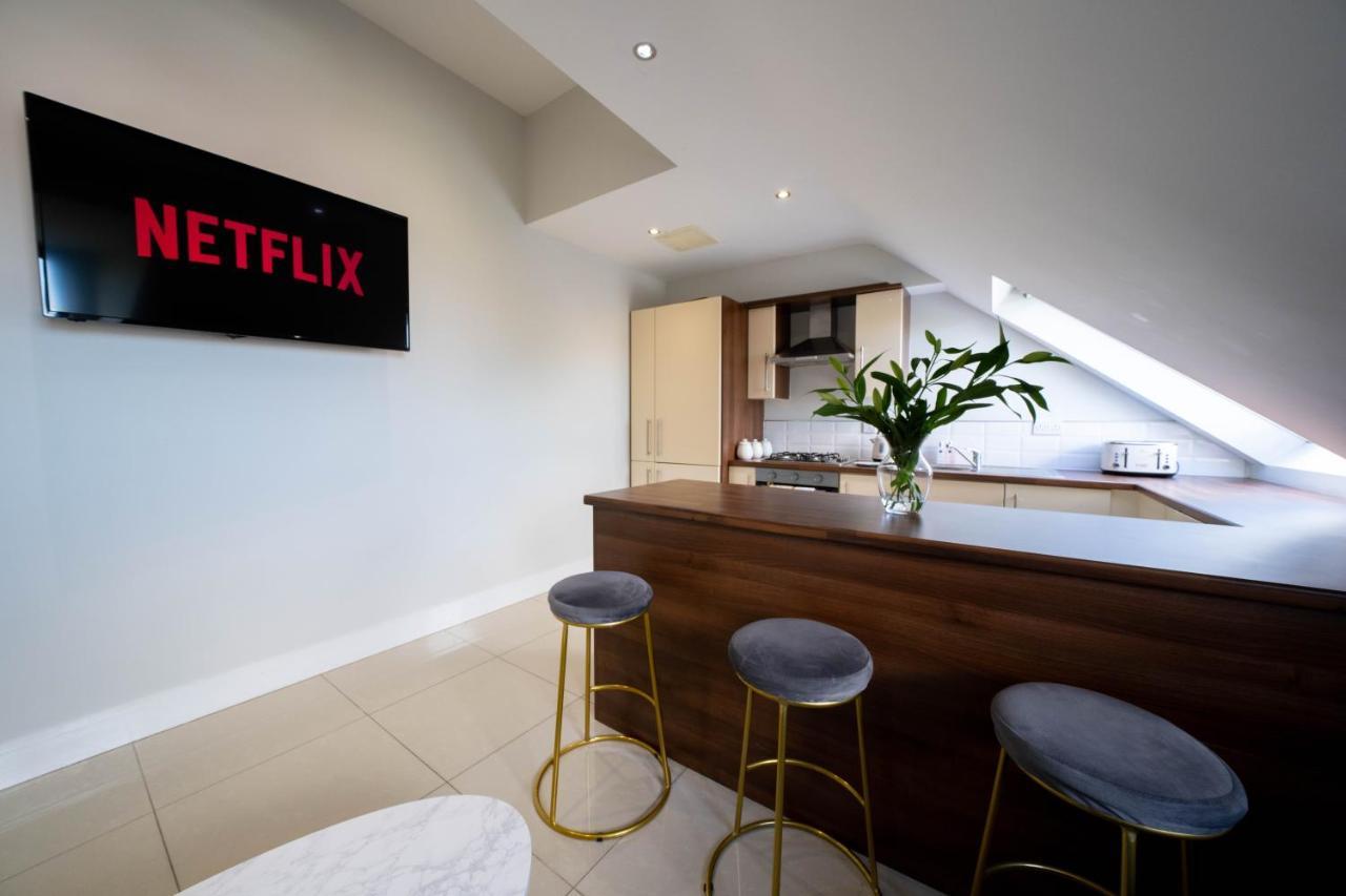 Three Bed Apartment Sleeps 5 In Botanic Belfast Exterior photo
